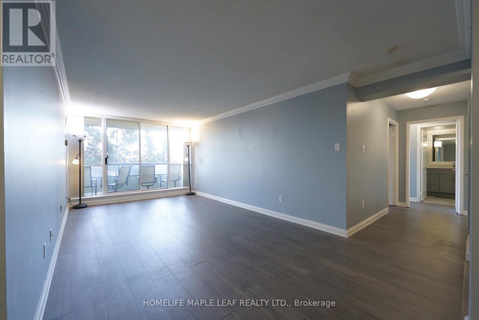 407 - 24 Hanover Road, Brampton, Ontario  L6S 5K8 - Photo 5 - W12790066