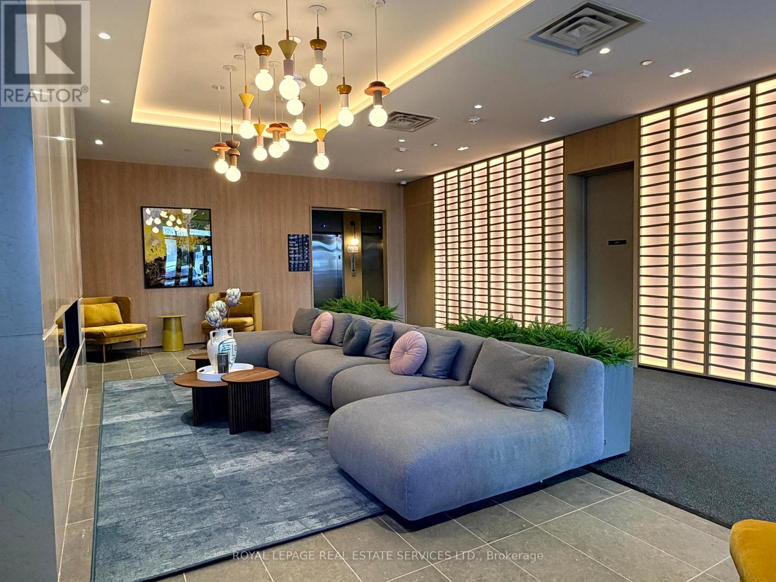 404 - 750 Whitlock Avenue, Milton, Ontario  L9E 2B4 - Photo 12 - W12790068