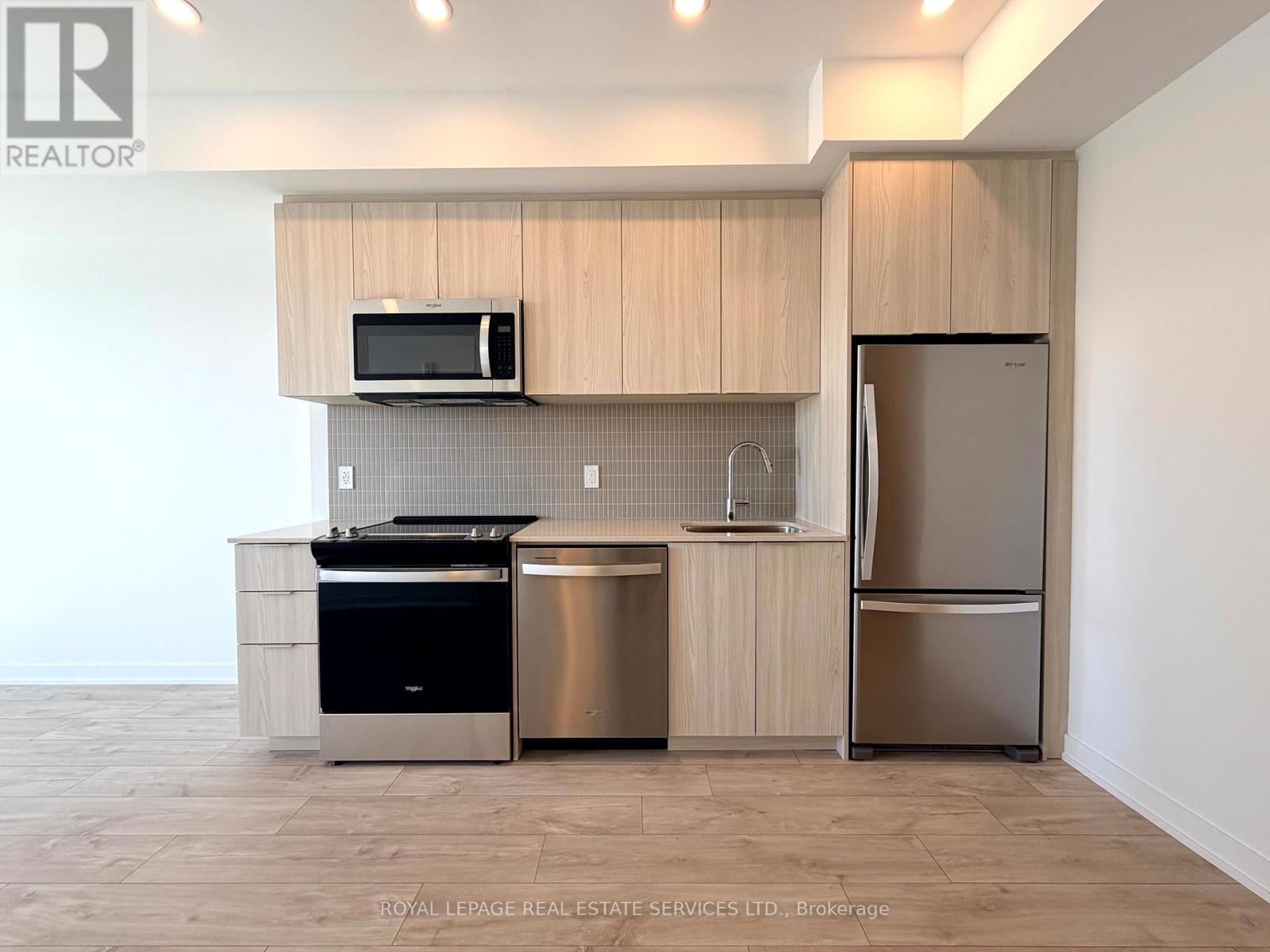 404 - 750 Whitlock Avenue, Milton, Ontario  L9E 2B4 - Photo 7 - W12790068