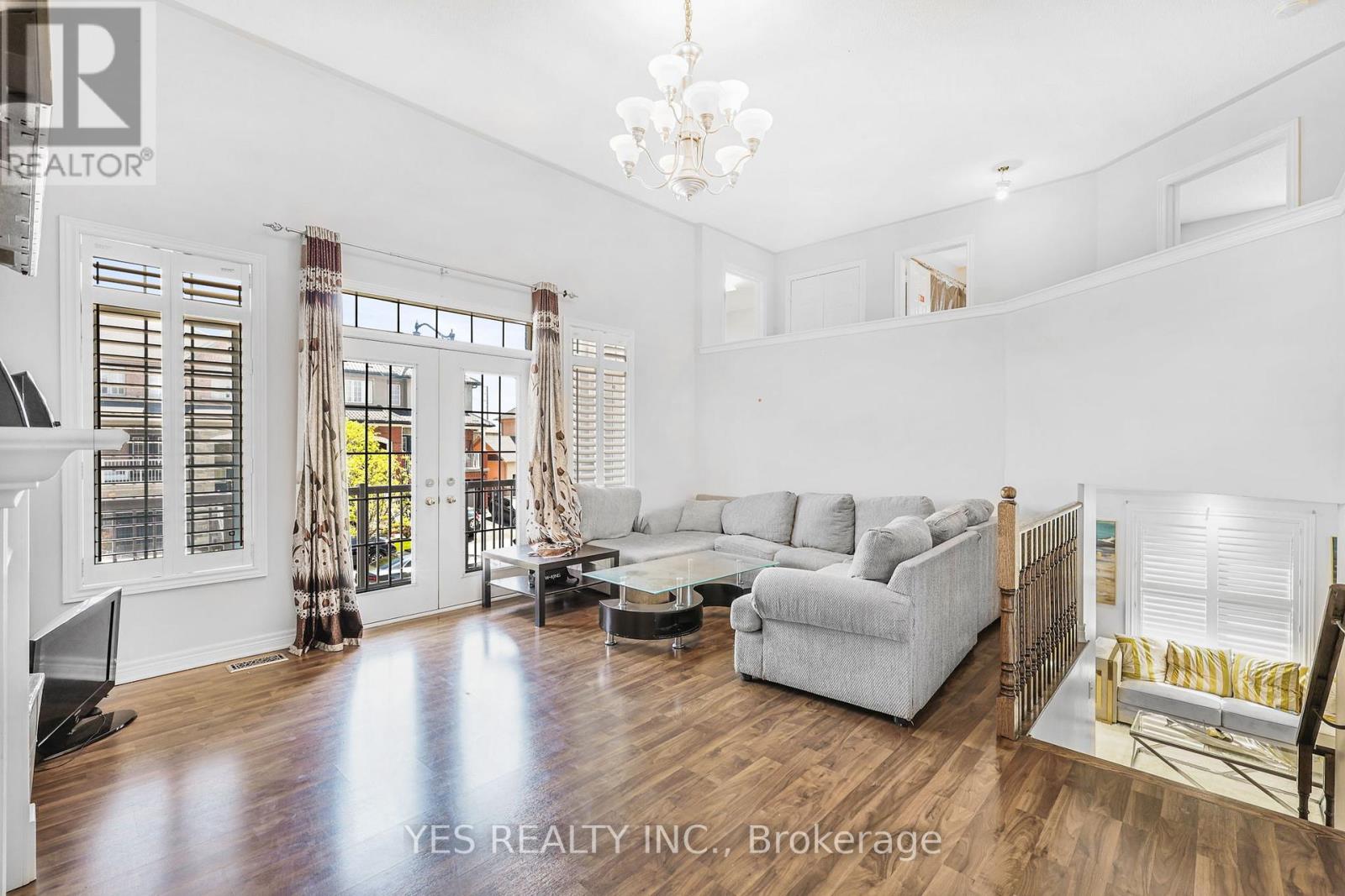 49 Sleightholme Crescent, Brampton, Ontario  L6P 3E8 - Photo 10 - W12790076