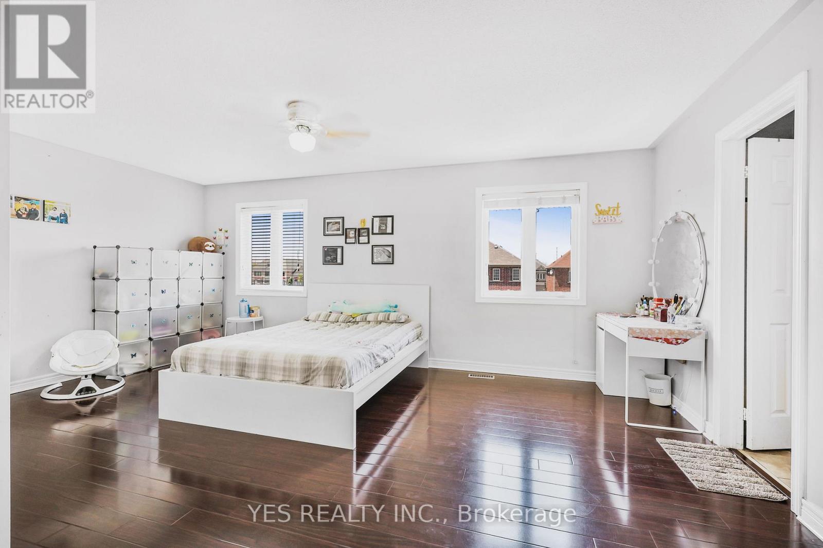 49 Sleightholme Crescent, Brampton, Ontario  L6P 3E8 - Photo 28 - W12790076