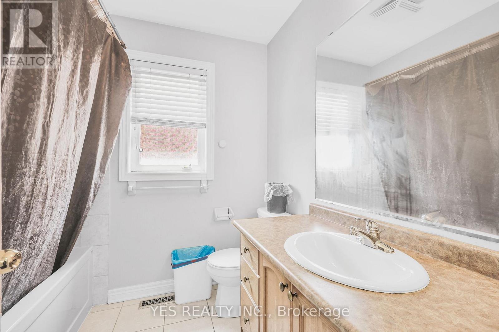 49 Sleightholme Crescent, Brampton, Ontario  L6P 3E8 - Photo 39 - W12790076