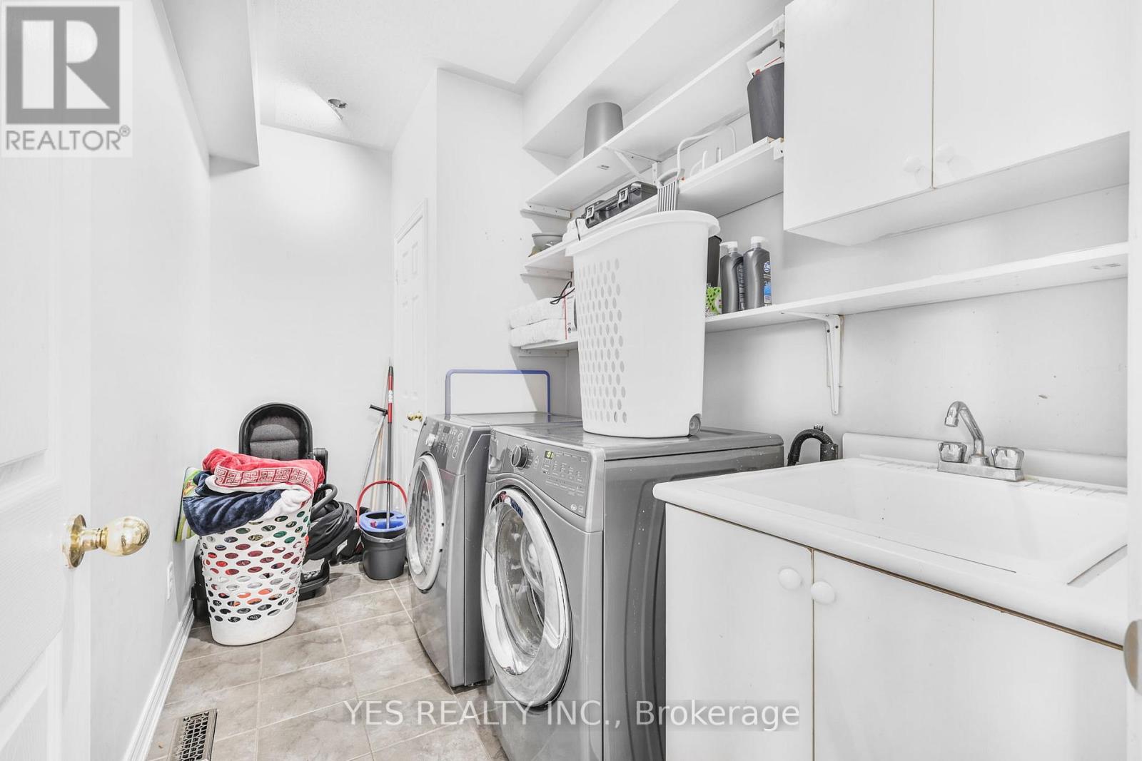 49 Sleightholme Crescent, Brampton, Ontario  L6P 3E8 - Photo 42 - W12790076