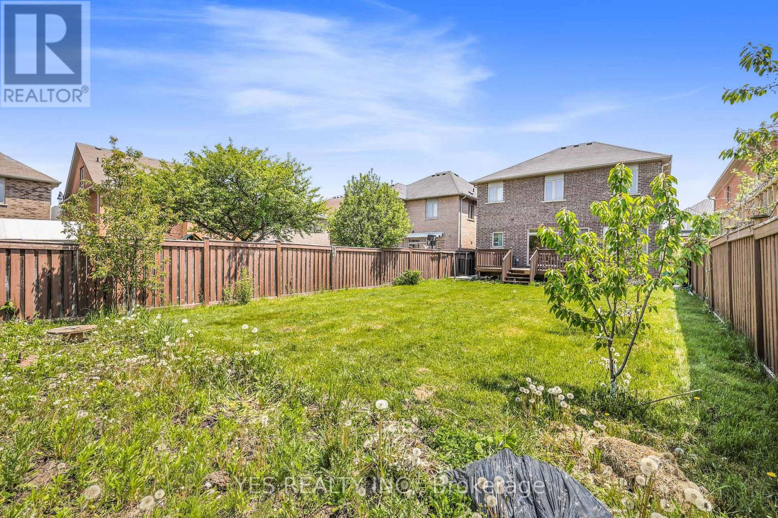 49 Sleightholme Crescent, Brampton, Ontario  L6P 3E8 - Photo 48 - W12790076