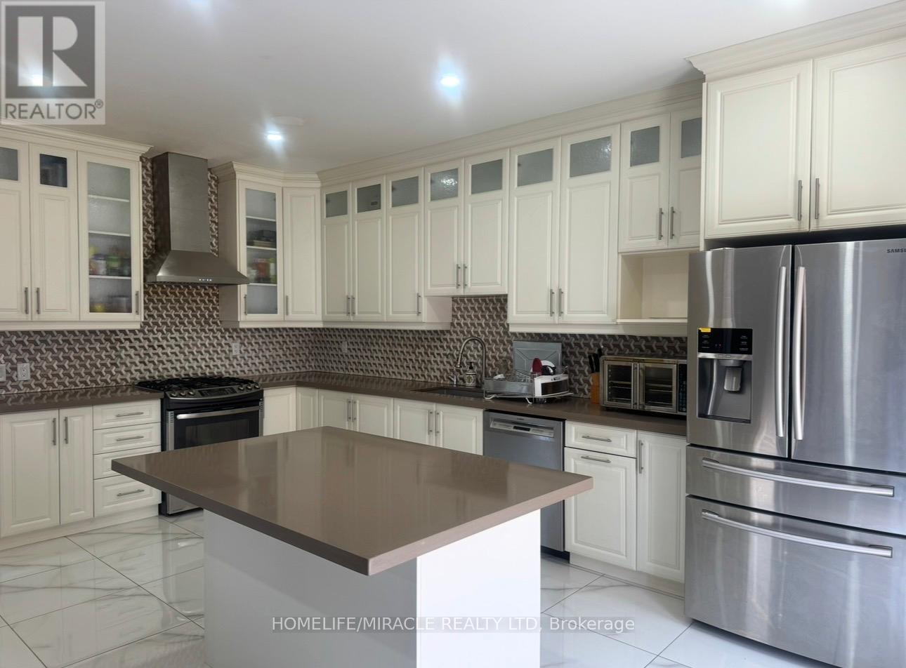 UPPER - 30 MIDNIGHTSUN TRAIL, Brampton, Ontario