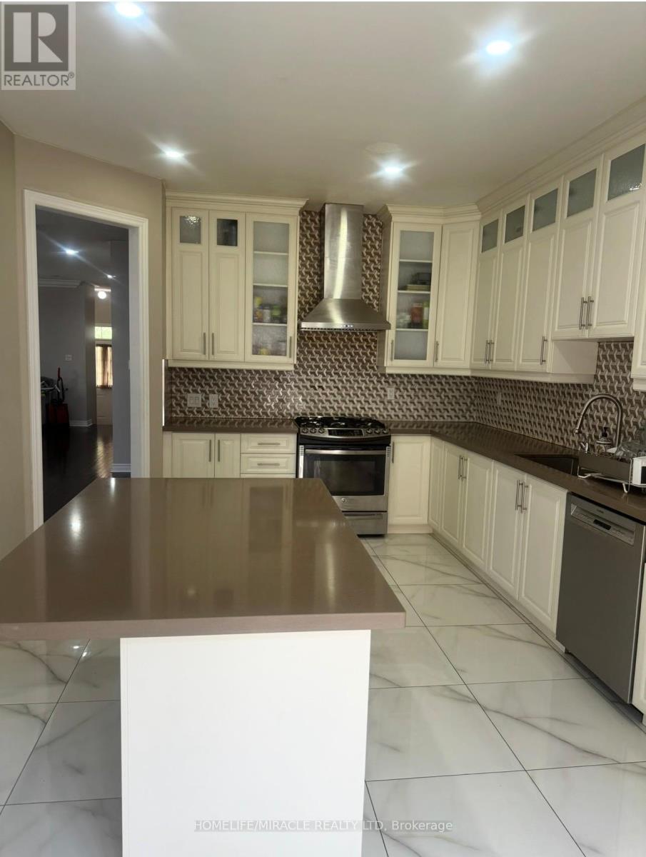 Upper - 30 Midnightsun Trail, Brampton, Ontario  L6R 3K3 - Photo 2 - W12790094