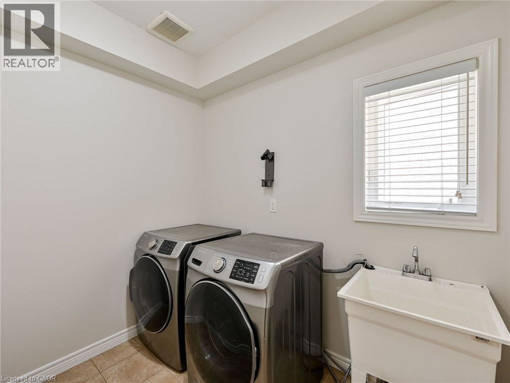 56 Dolomiti Court, Hamilton, Ontario  L0R 1P0 - Photo 17 - 40805357