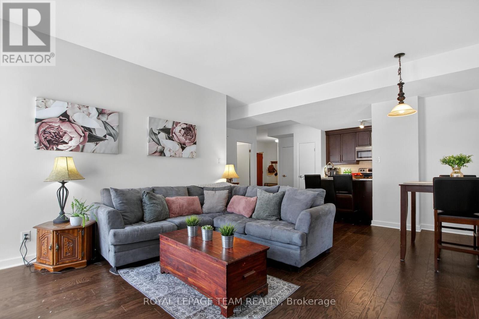 204 - 310 Centrum Boulevard, Ottawa, Ontario K1E 0A3 - Photo 18 - X12790106