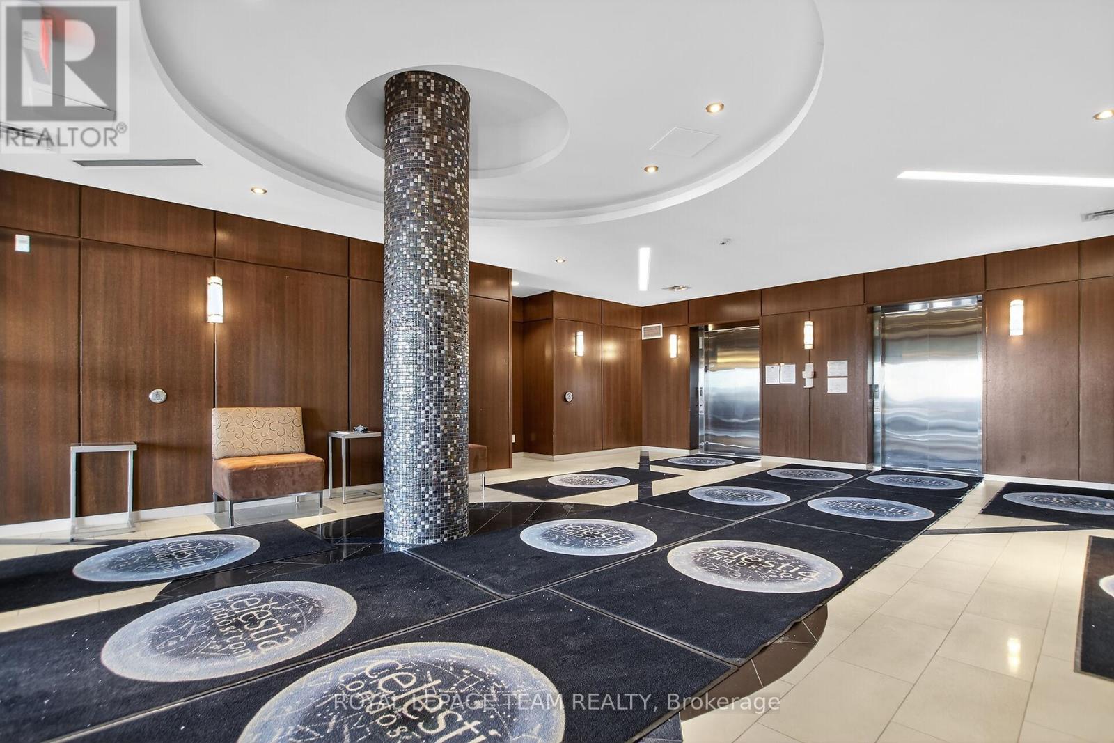 204 - 310 Centrum Boulevard, Ottawa, Ontario K1E 0A3 - Photo 3 - X12790106