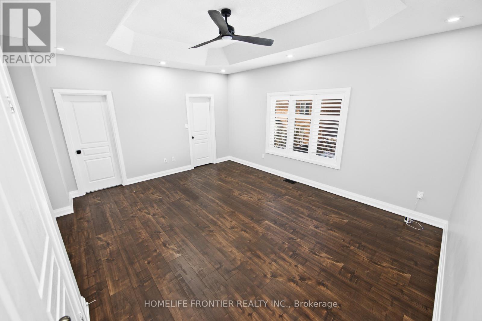 8 Amberglow Court, Brampton, Ontario  L6Y 2E3 - Photo 12 - W12777262