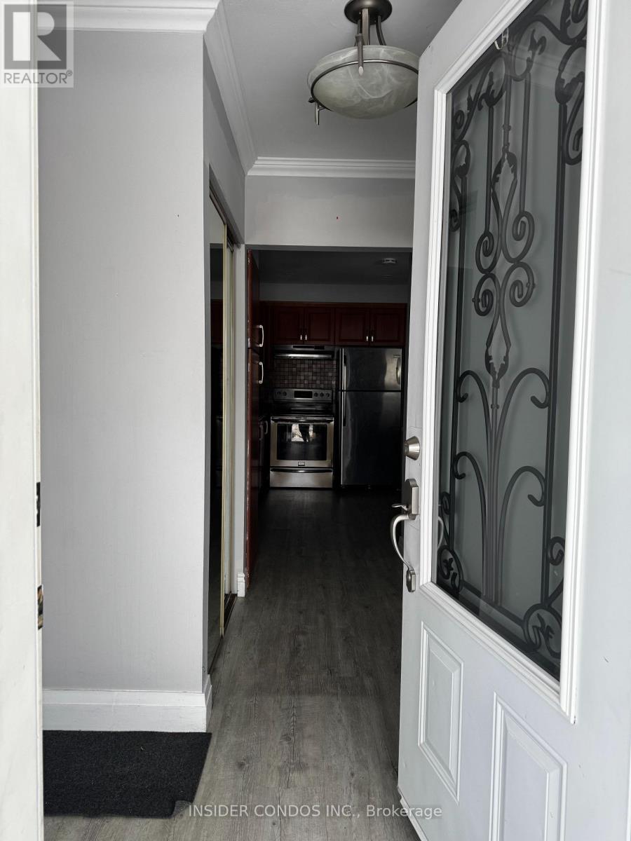 Upper - 49 Doncaster Drive, Brampton, Ontario  L6T 1S8 - Photo 2 - W12780522