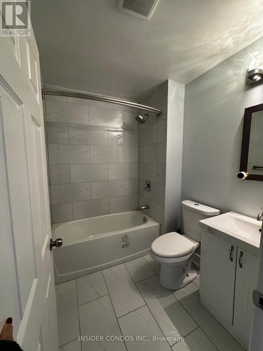 Upper - 49 Doncaster Drive, Brampton, Ontario  L6T 1S8 - Photo 20 - W12780522