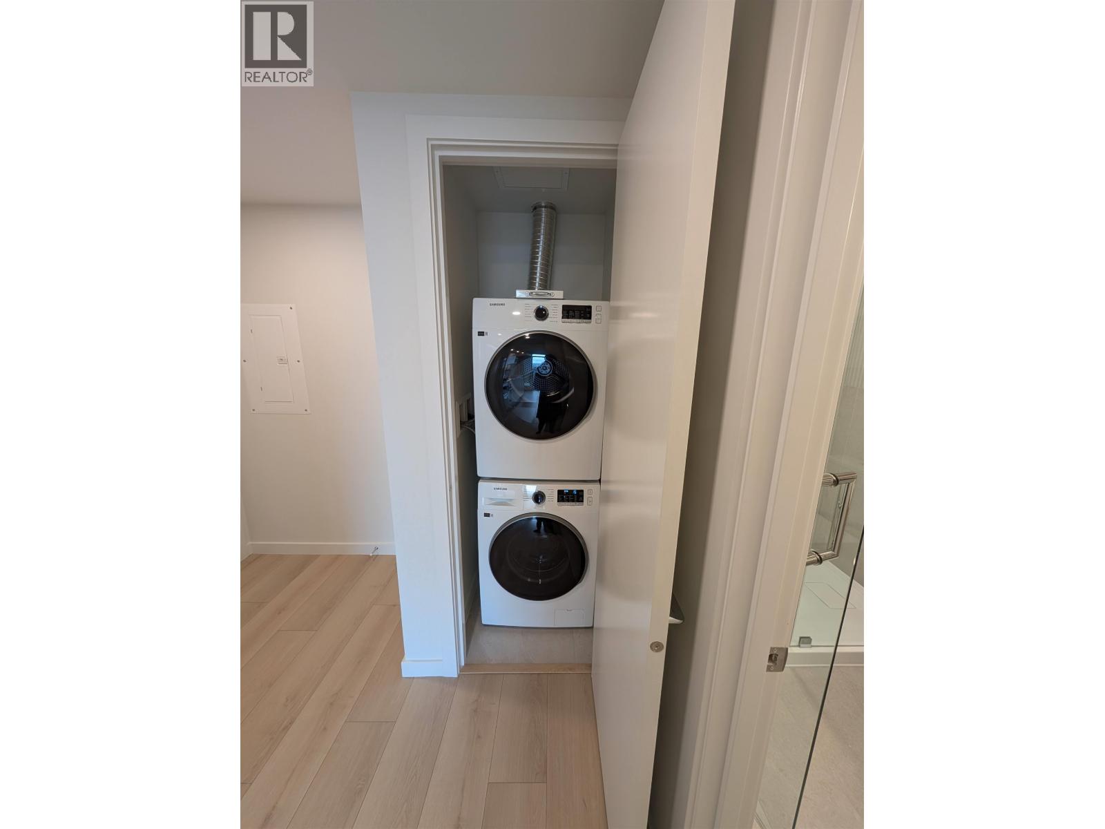 20fl 311 Alderson Avenue, Coquitlam, British Columbia  V3K 0K3 - Photo 12 - R3090045