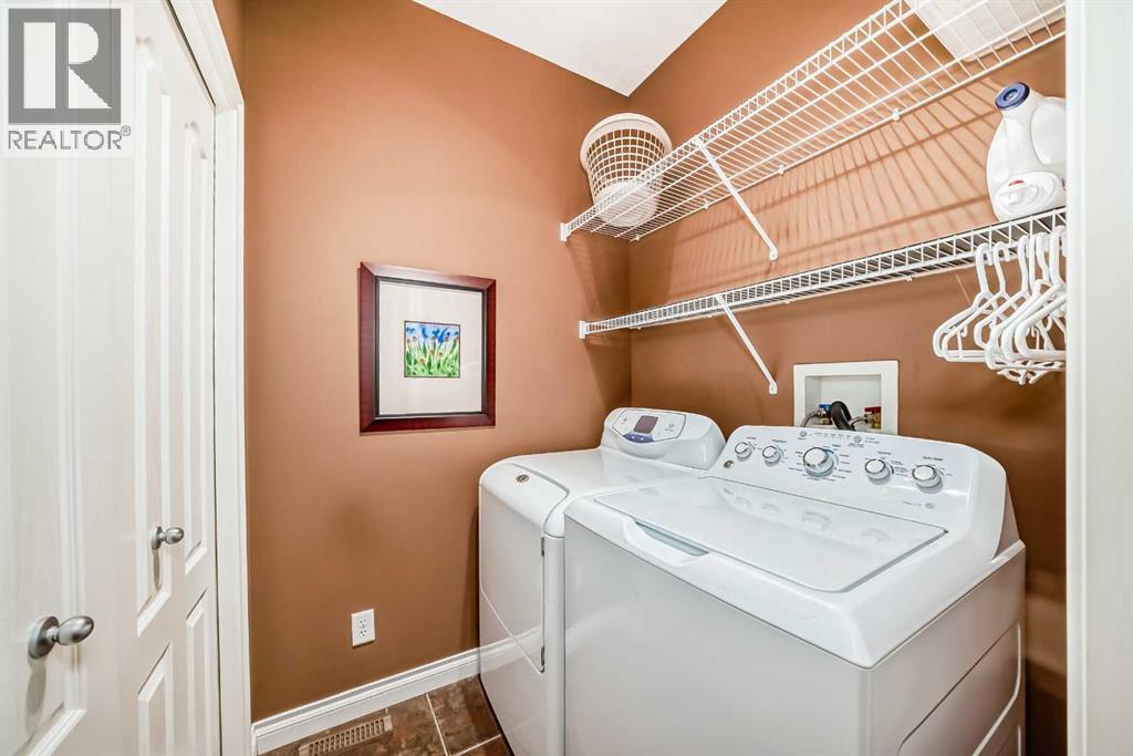 206 Shannon Estates Terrace Sw, Calgary, Alberta T2Y 4C6 - Photo 25 - A2283369