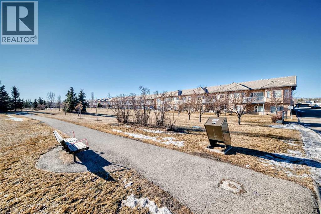 206 Shannon Estates Terrace Sw, Calgary, Alberta T2Y 4C6 - Photo 48 - A2283369