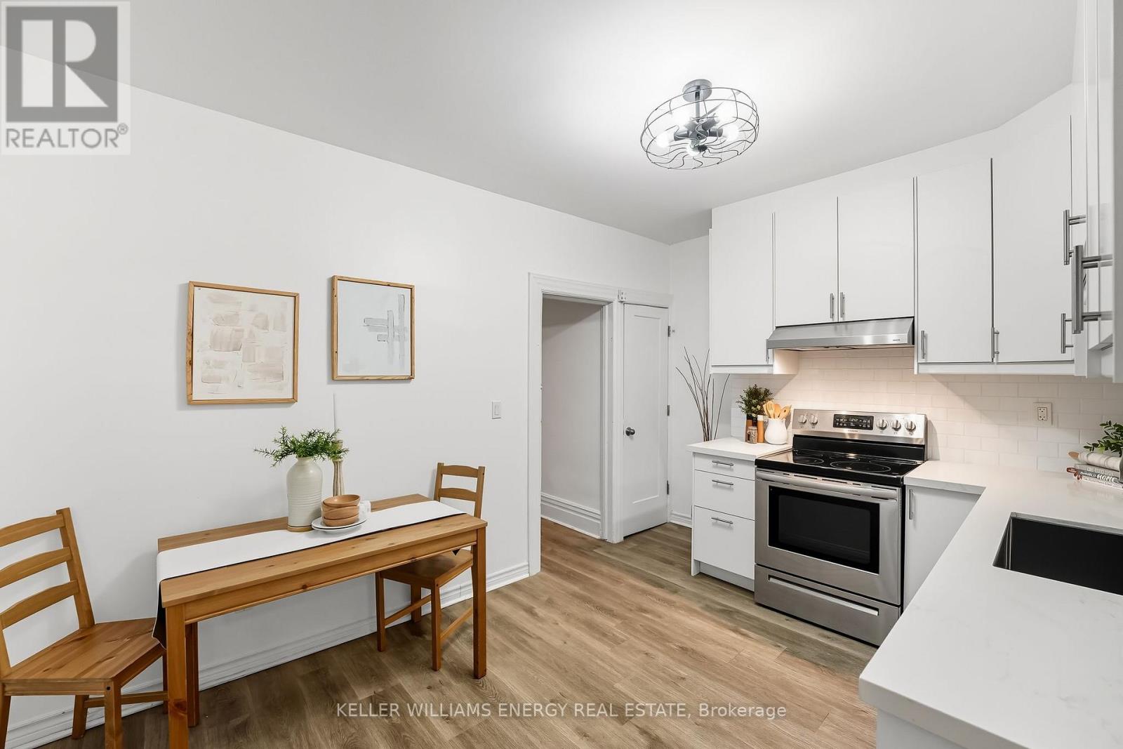 25 Spring Grove Avenue, Toronto, Ontario  M6N 3H2 - Photo 20 - W12788632