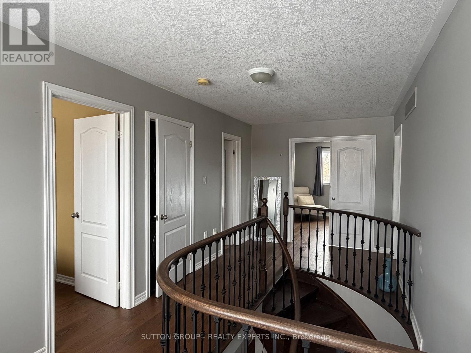 28 Cook Street, Kawartha Lakes, Ontario  K9V 0A7 - Photo 7 - X12790104