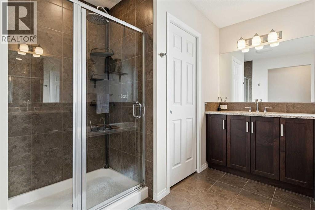 26 Mount Rae Terrace, Okotoks, Alberta  T1S 0M6 - Photo 27 - A2283093