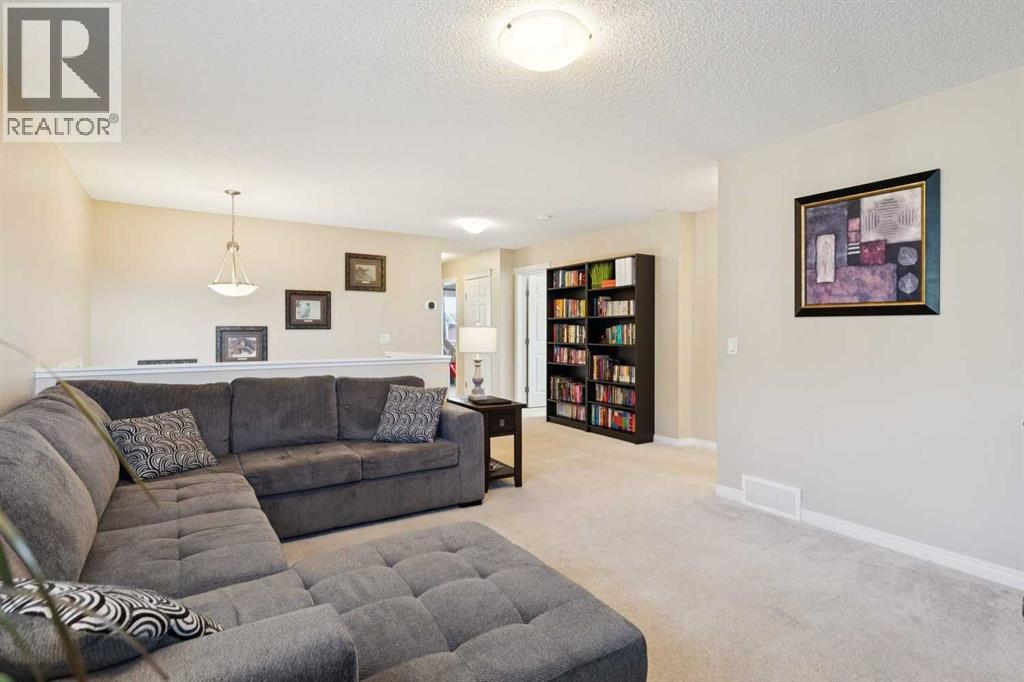 26 Mount Rae Terrace, Okotoks, Alberta  T1S 0M6 - Photo 21 - A2283093