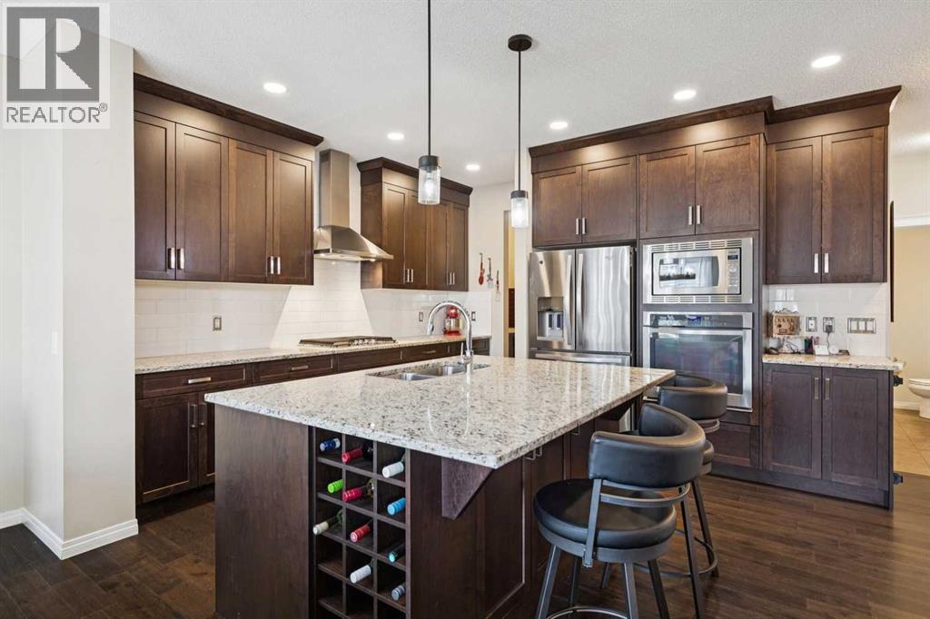 26 Mount Rae Terrace, Okotoks, Alberta  T1S 0M6 - Photo 11 - A2283093