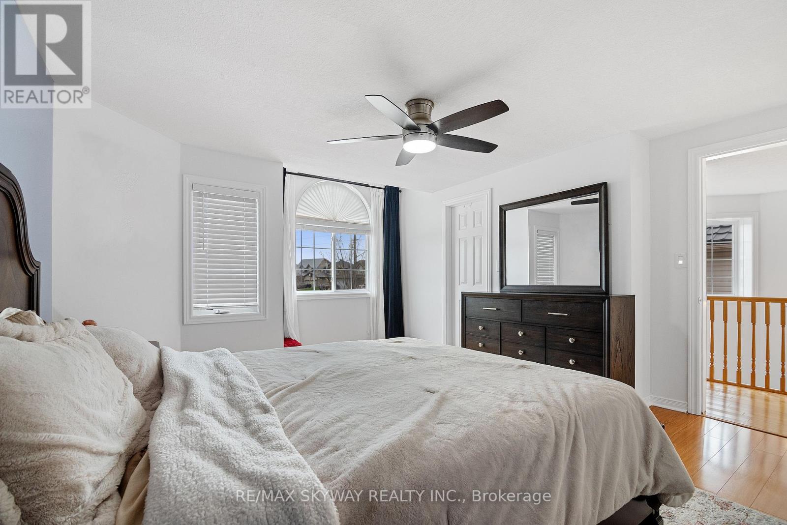 116 Severn Drive, Guelph, Ontario  N1E 7K6 - Photo 16 - X12790048