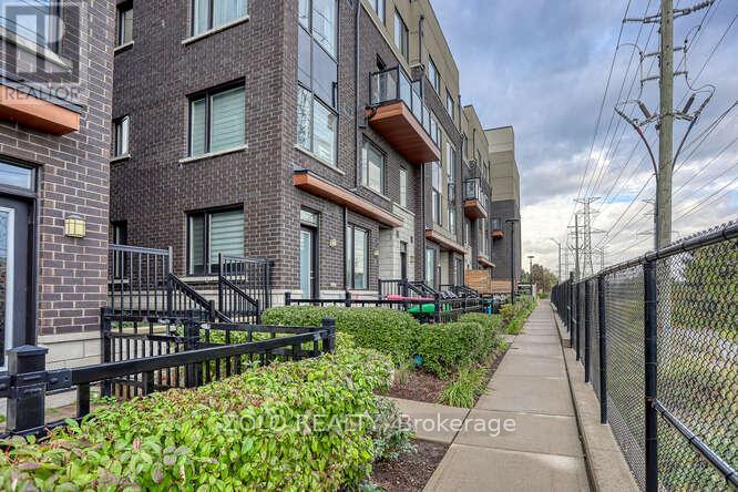 218 - 1555 Kingston Road, Pickering, Ontario  L1V 0E9 - Photo 2 - E12790124