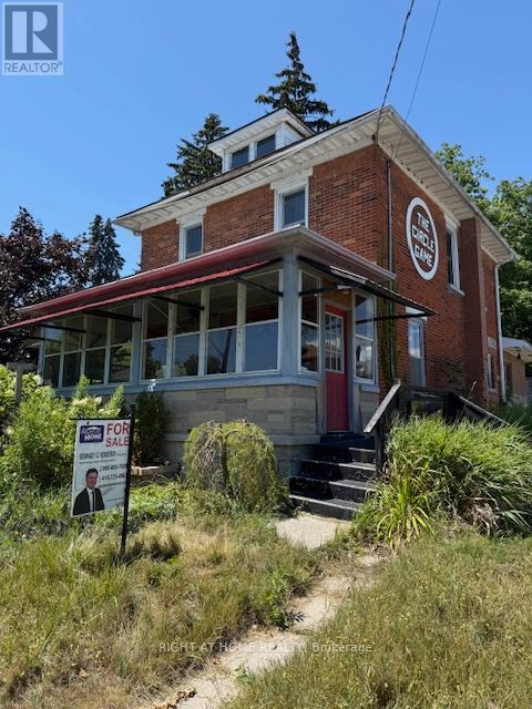 7 CLINTON STREET, Norfolk, Ontario