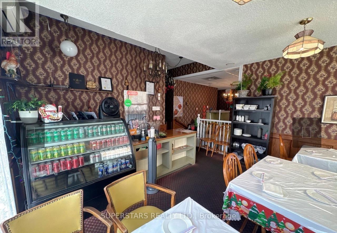 Grnd Floor - 5689 Main Street, Niagara Falls, Ontario  L2G 5Z3 - Photo 5 - X12790122