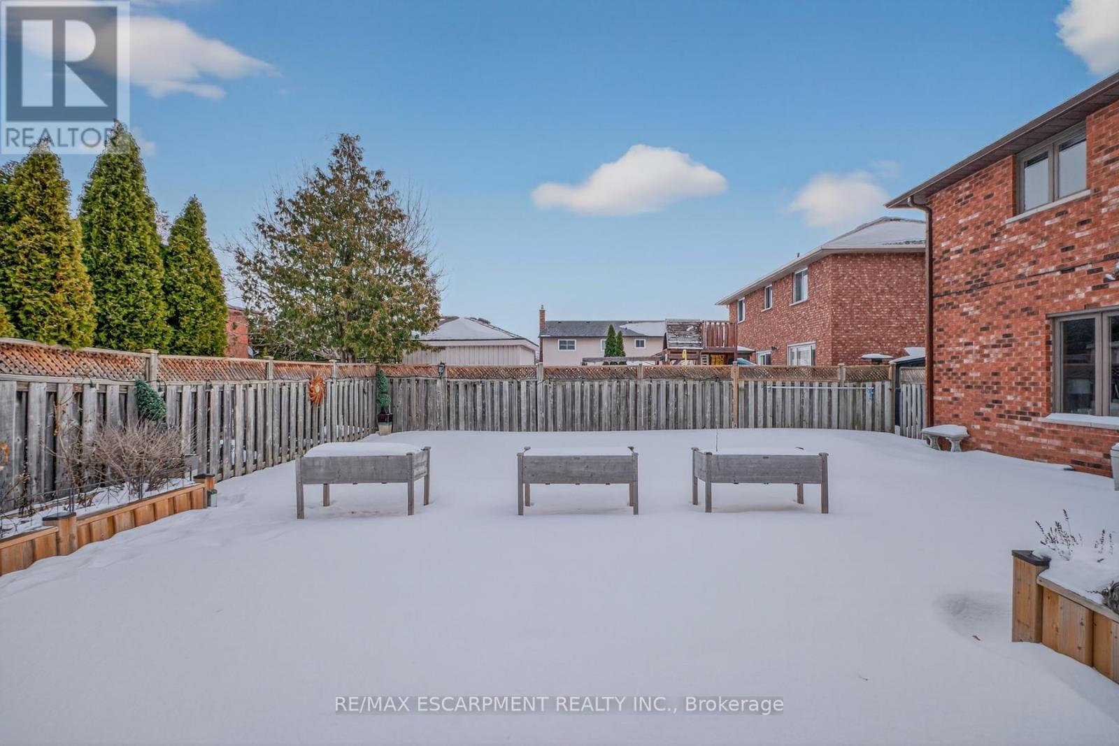 41 Candor Crescent, Hamilton, Ontario  L8E 4X6 - Photo 7 - X12790128