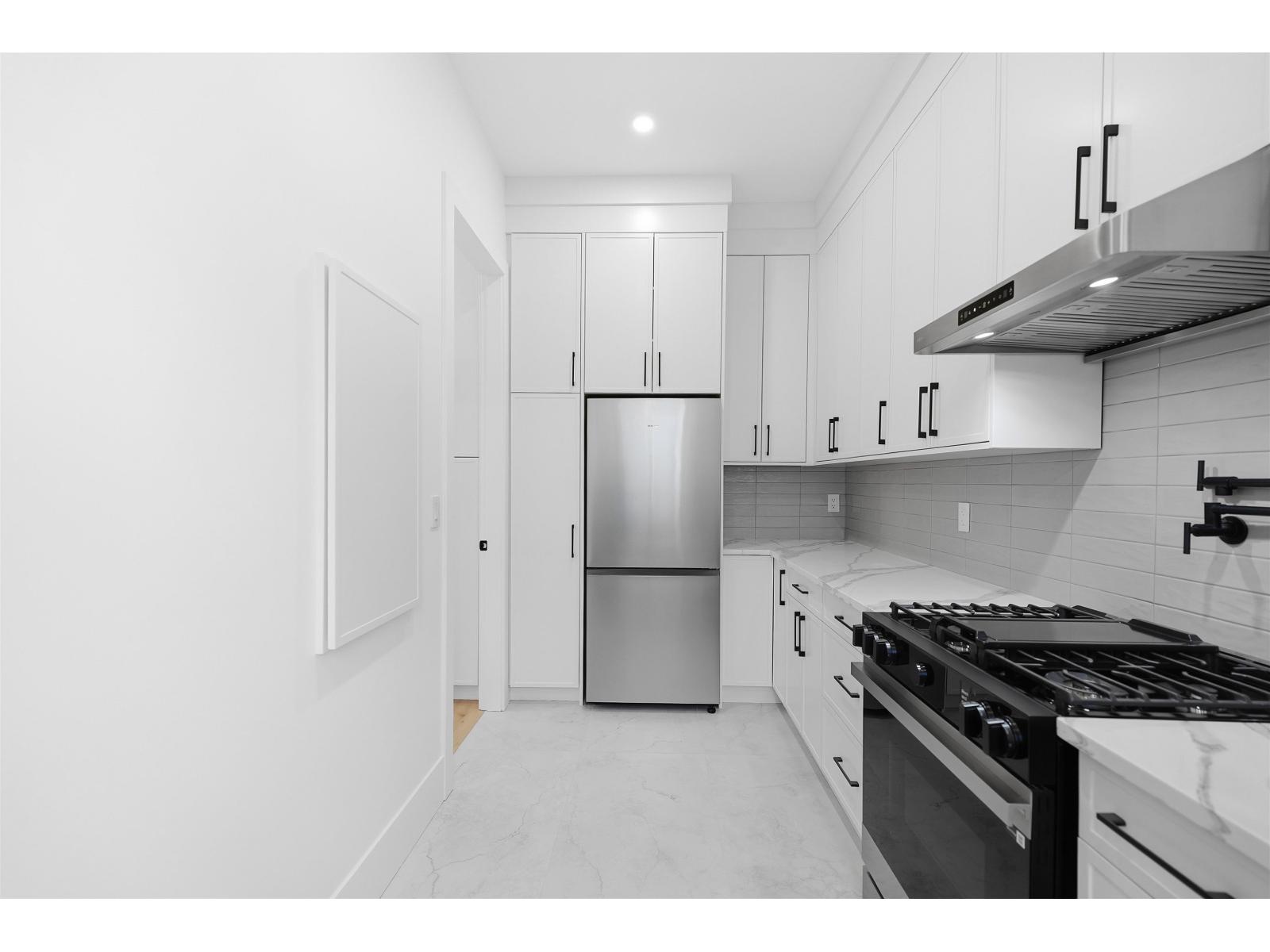 2710 202 Street, Langley, British Columbia  V2Z 0B6 - Photo 15 - R3088288