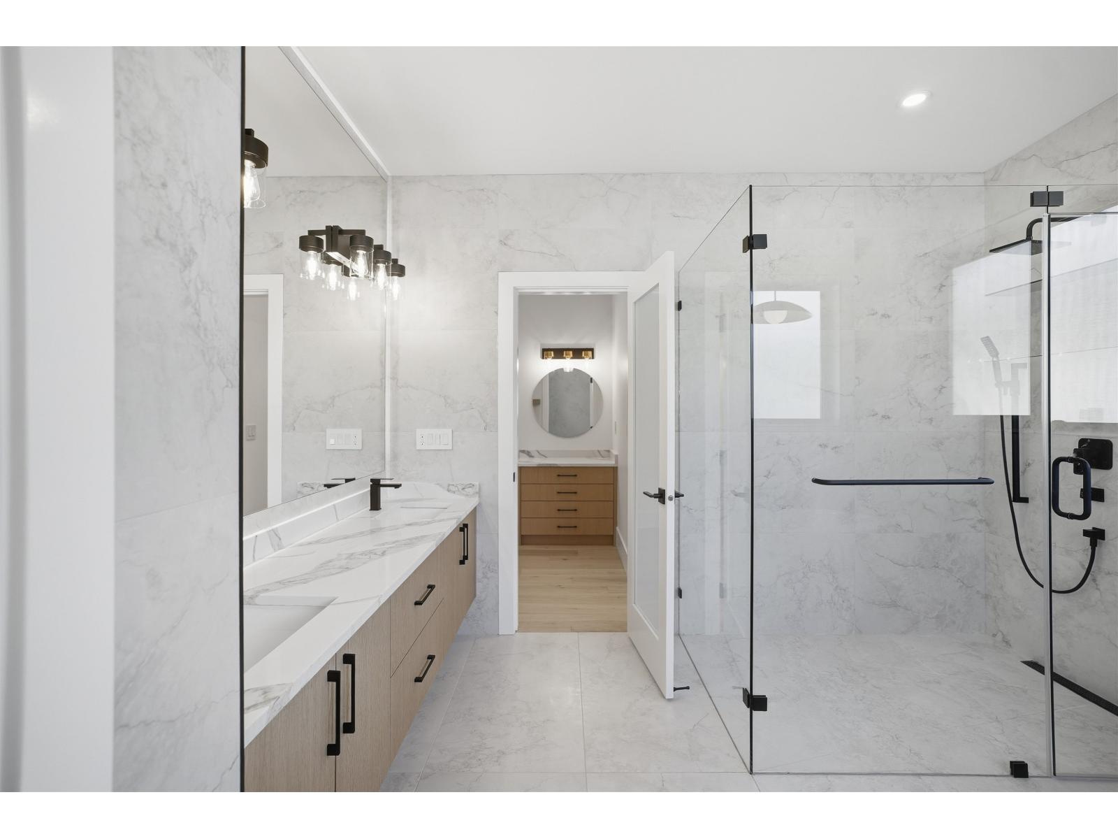 2710 202 Street, Langley, British Columbia  V2Z 0B6 - Photo 22 - R3088288