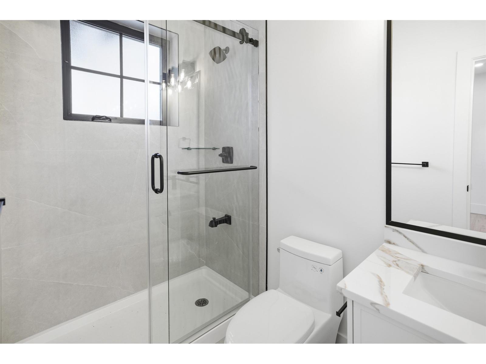 2710 202 Street, Langley, British Columbia  V2Z 0B6 - Photo 27 - R3088288