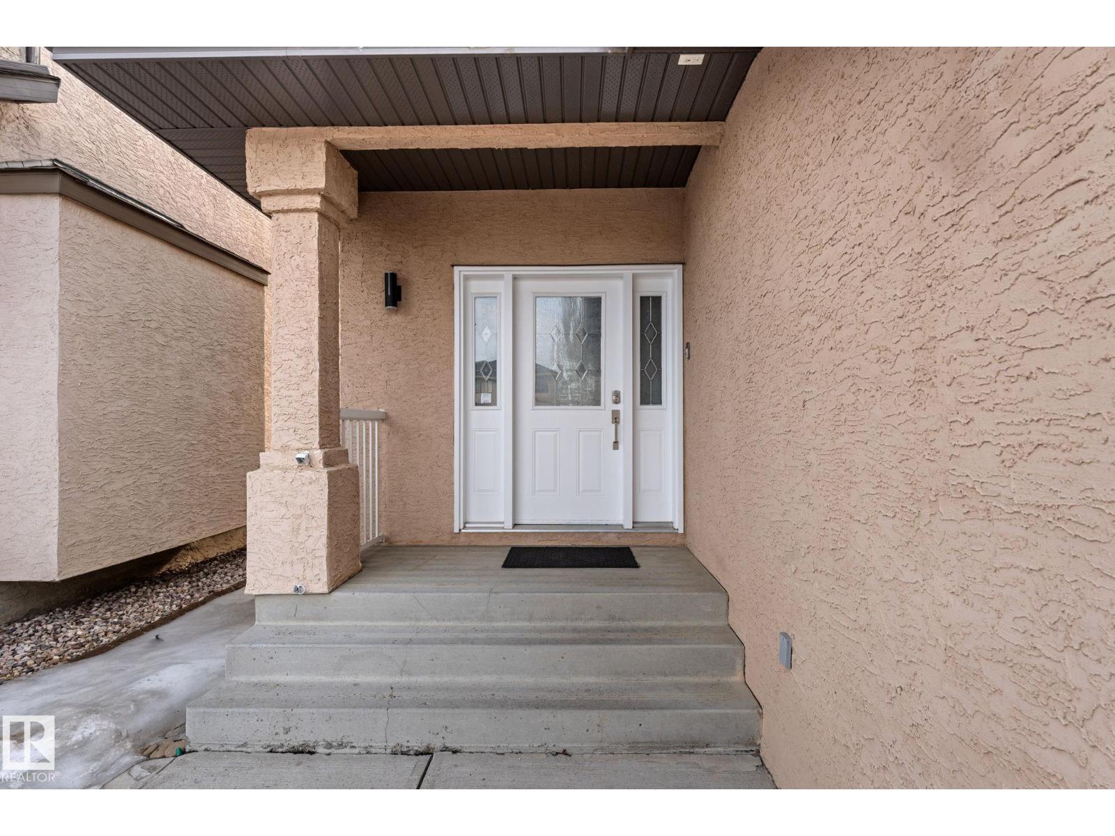 10655 181 Av Nw, Edmonton, Alberta  T5X 6G4 - Photo 3 - E4473640