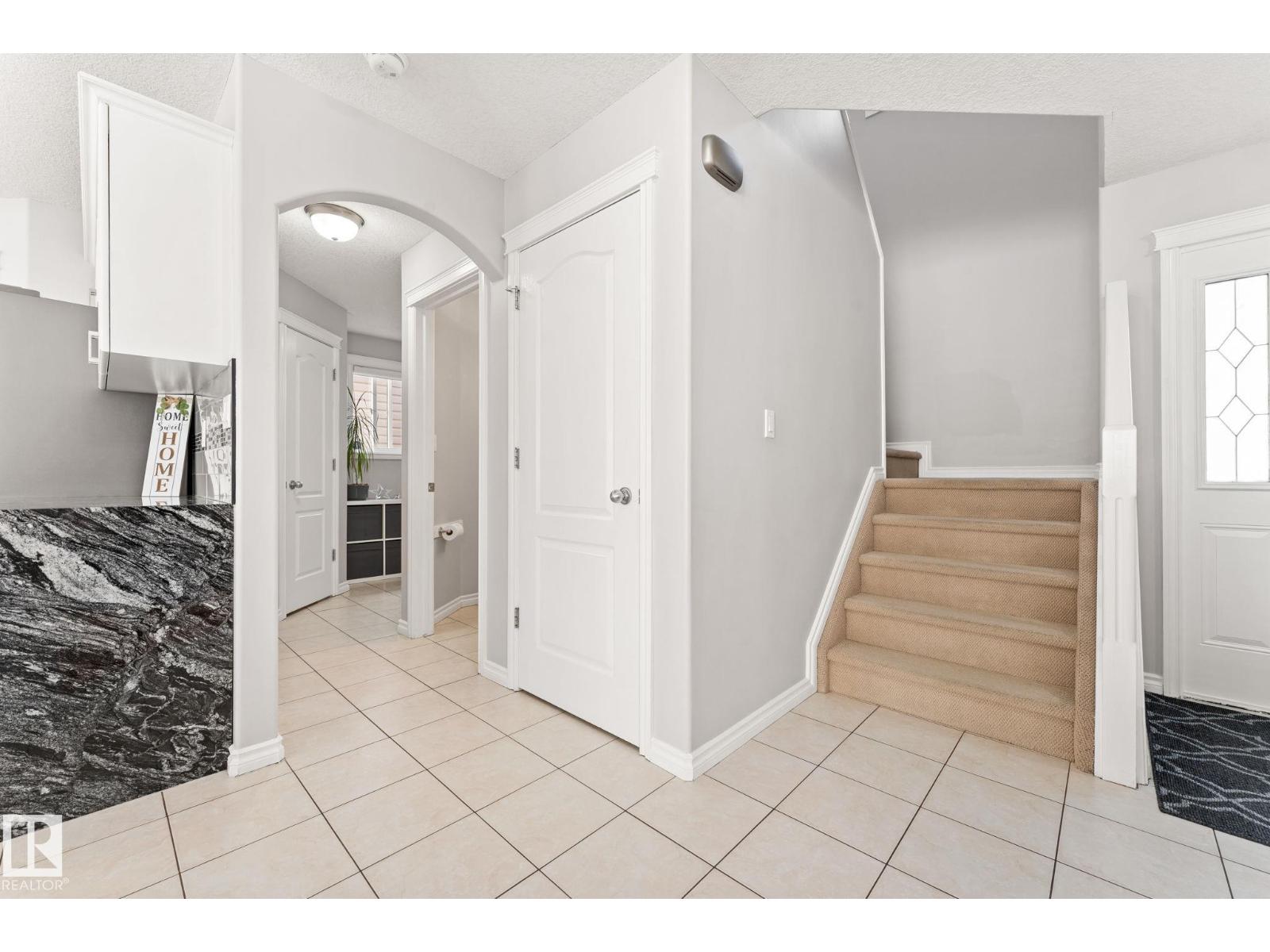 10655 181 Av Nw, Edmonton, Alberta  T5X 6G4 - Photo 18 - E4473640