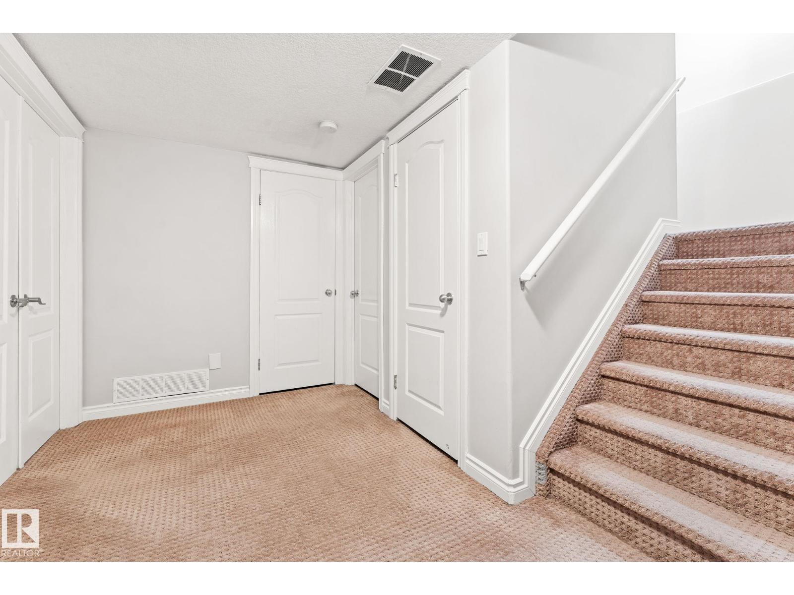 10655 181 Av Nw, Edmonton, Alberta  T5X 6G4 - Photo 37 - E4473640