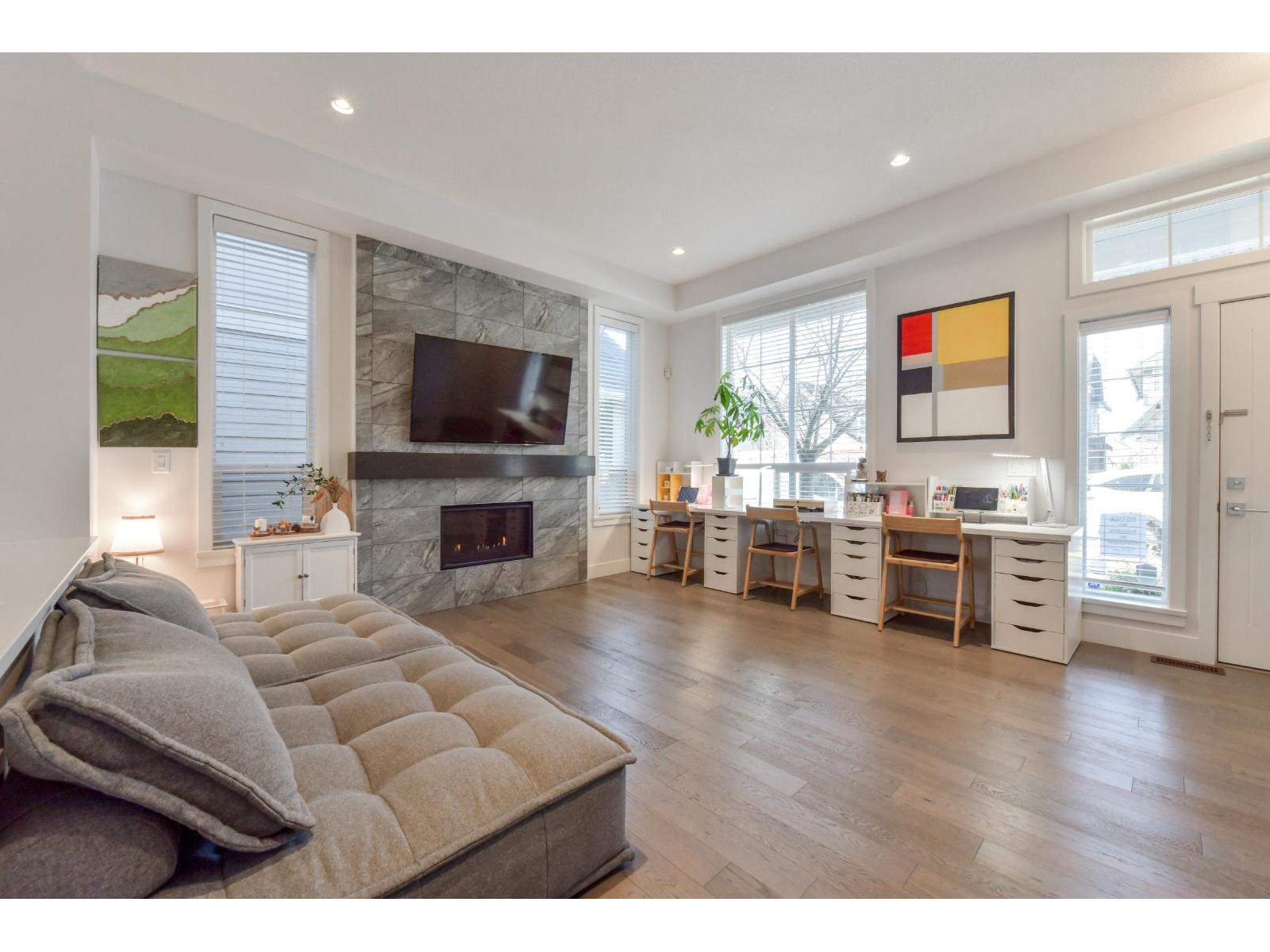 2136 165b Street, Surrey, British Columbia  V3Z 0V6 - Photo 5 - R3087884