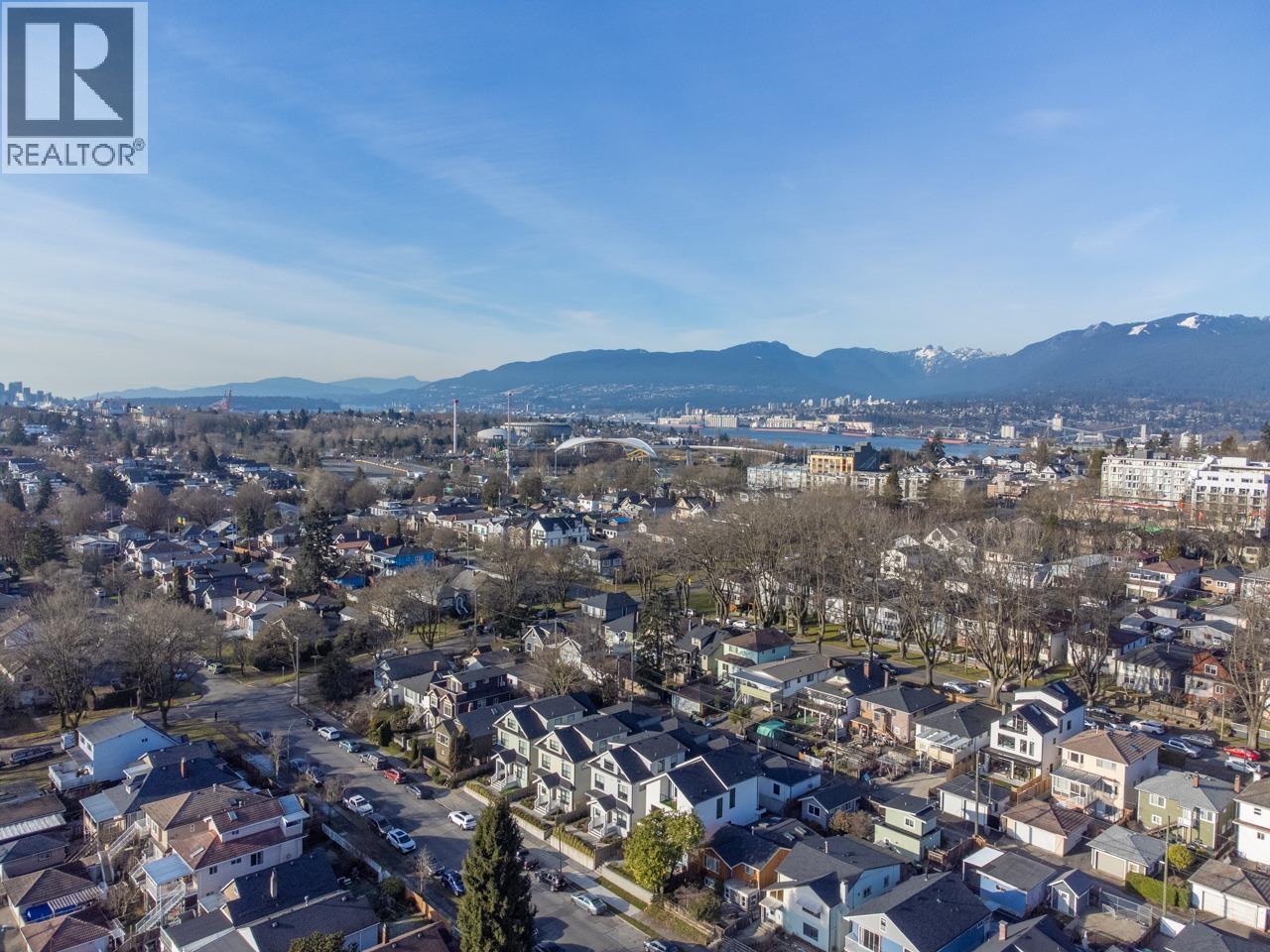 1 3547 E Georgia Street, Vancouver, British Columbia  V5K 2L9 - Photo 35 - R3083379