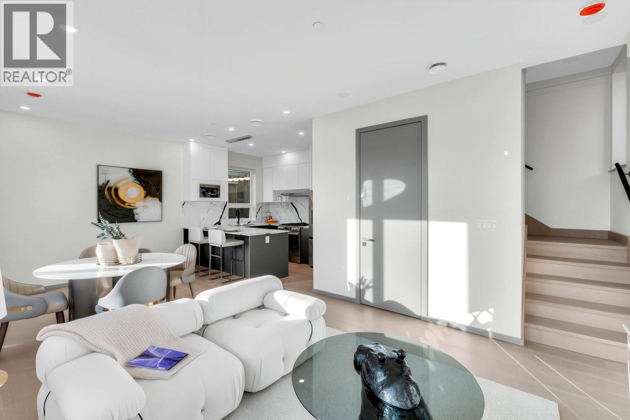 1 3547 E Georgia Street, Vancouver, British Columbia  V5K 2L9 - Photo 11 - R3083379