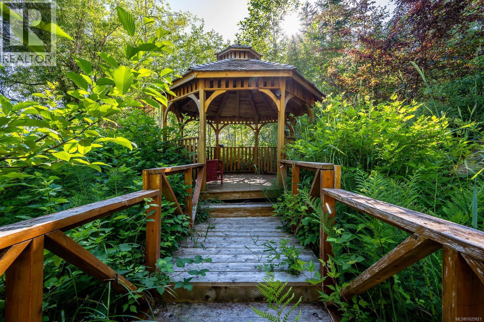 1885 Central Rd, Hornby Island, British Columbia  V0R 1Z0 - Photo 45 - 1025821