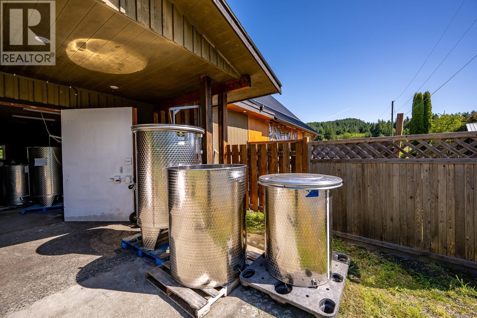 1885 Central Rd, Hornby Island, British Columbia  V0R 1Z0 - Photo 93 - 1025821