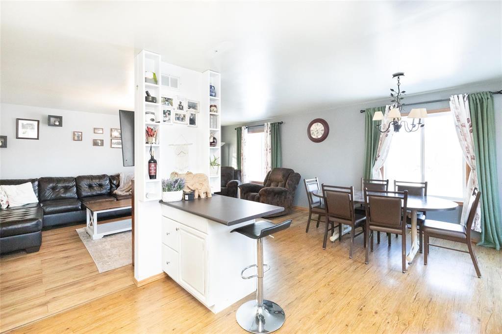 54 Bluebell Road, Mitchell, Manitoba  R5G 2L9 - Photo 11 - 202602485