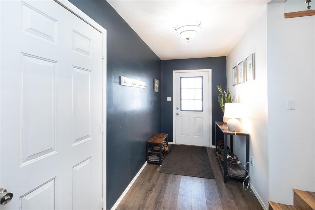 54 Bluebell Road, Mitchell, Manitoba  R5G 2L9 - Photo 4 - 202602485