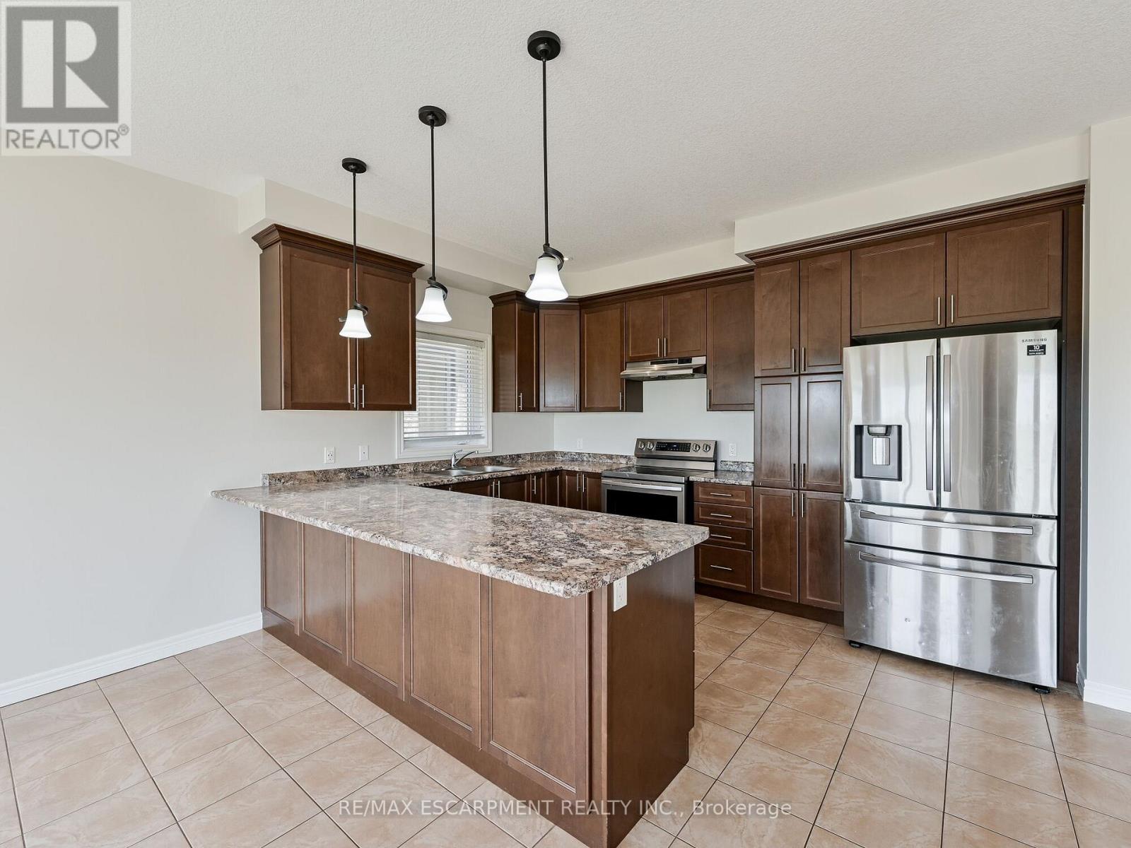 56 Dolomiti Court, Hamilton, Ontario  L0R 1P0 - Photo 13 - X12790140