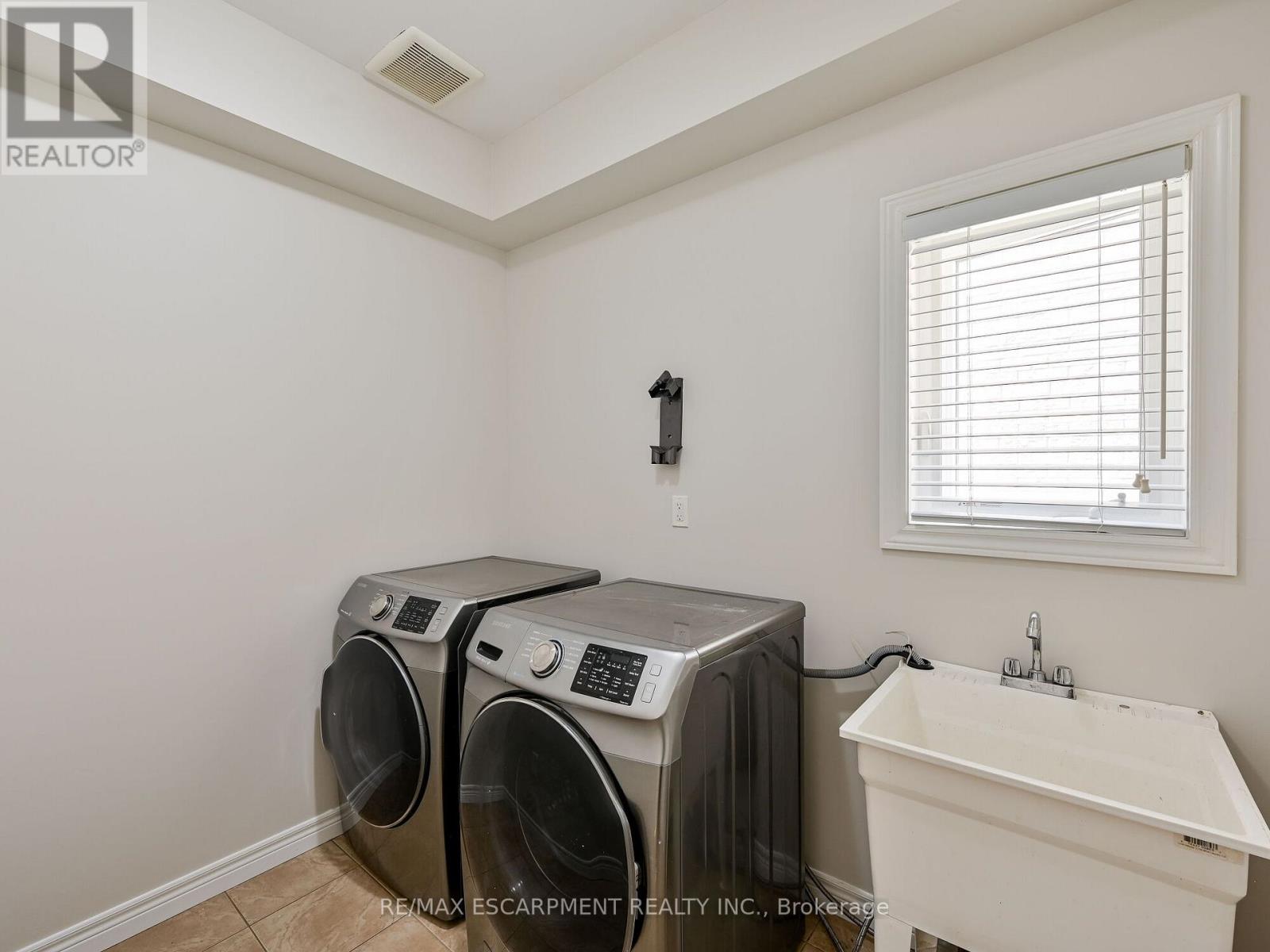 56 Dolomiti Court, Hamilton, Ontario  L0R 1P0 - Photo 17 - X12790140