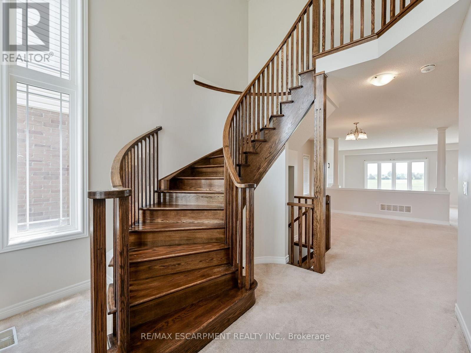 56 Dolomiti Court, Hamilton, Ontario  L0R 1P0 - Photo 18 - X12790140