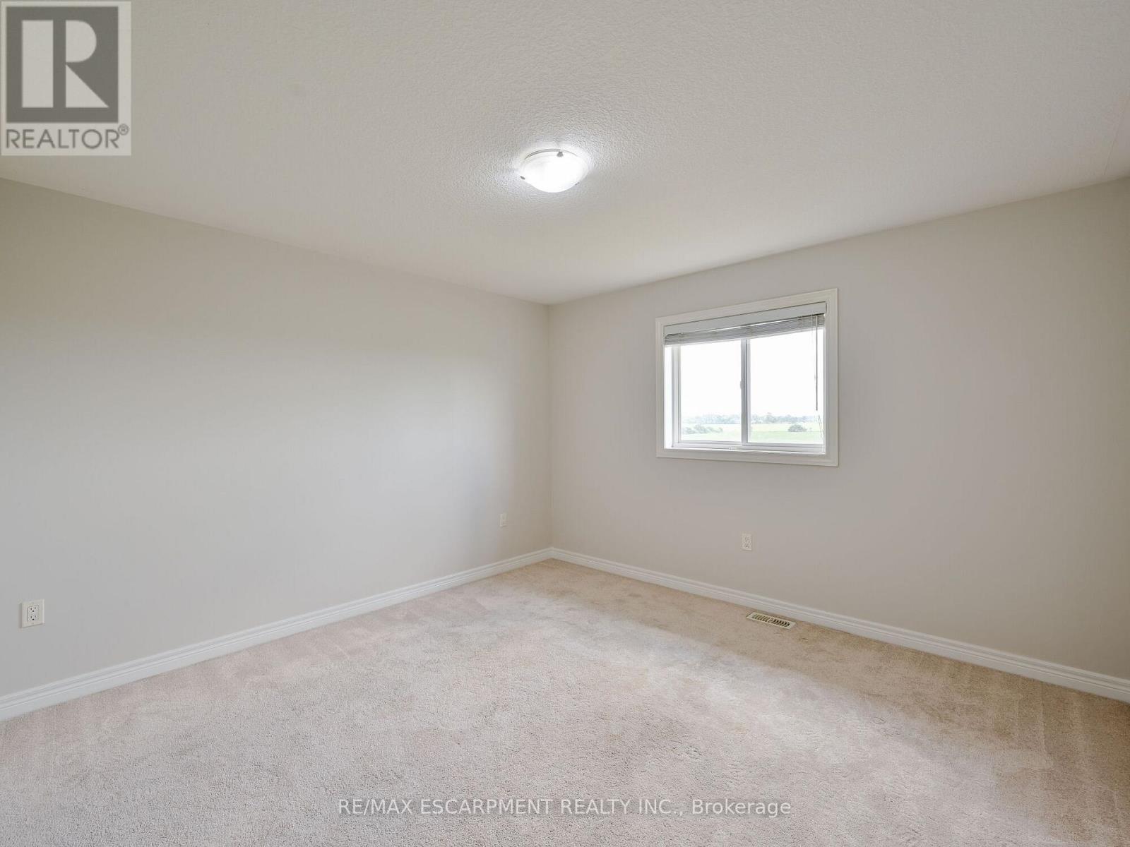 56 Dolomiti Court, Hamilton, Ontario  L0R 1P0 - Photo 25 - X12790140