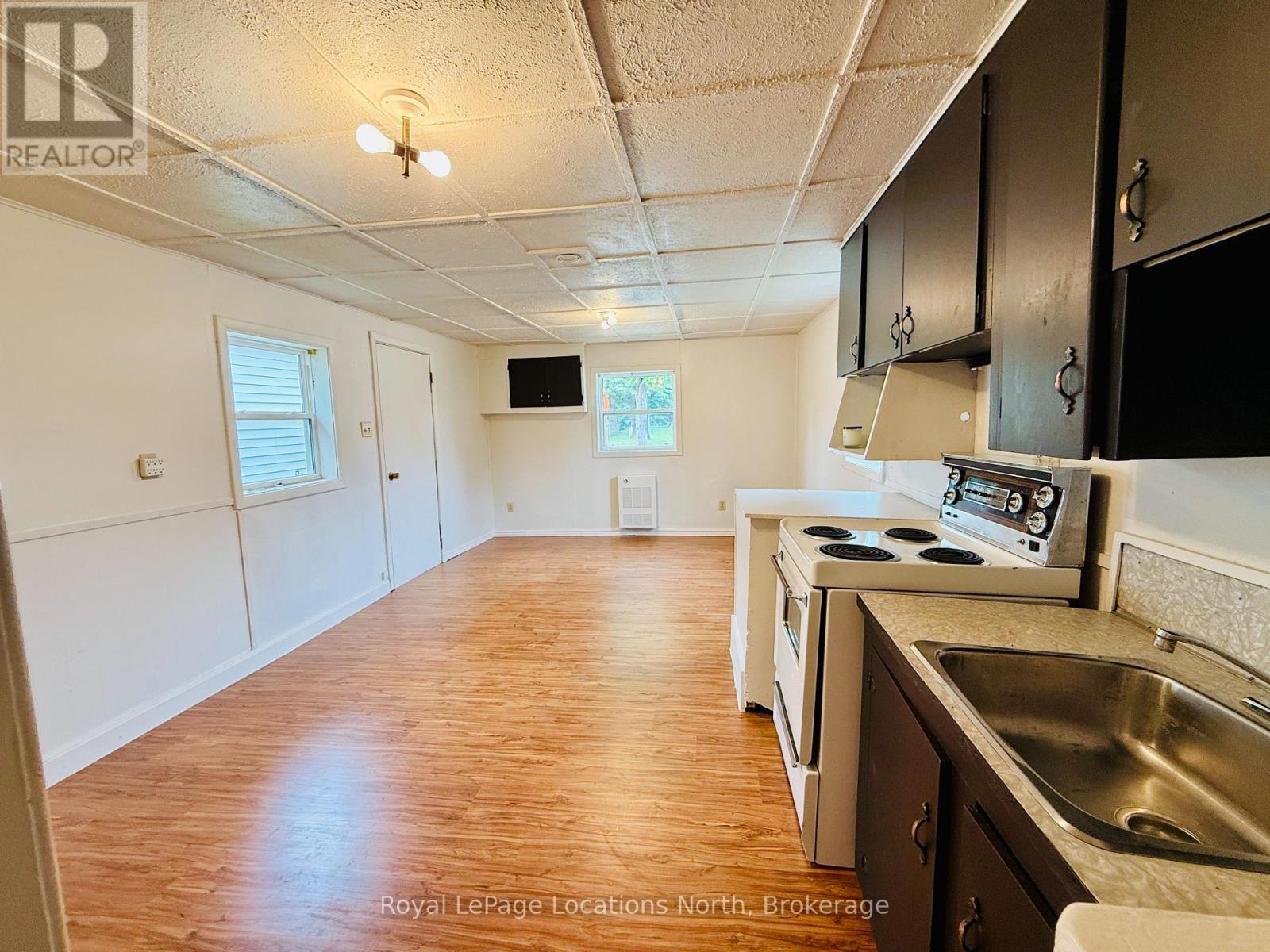 177 Collingwood Street, Clearview, Ontario  L0M 1G0 - Photo 10 - S12790144