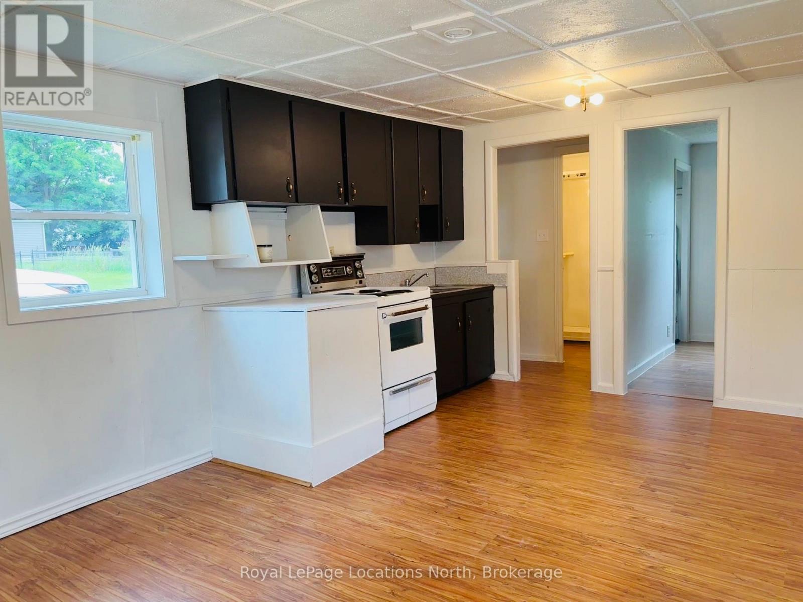 177 Collingwood Street, Clearview, Ontario  L0M 1G0 - Photo 12 - S12790144