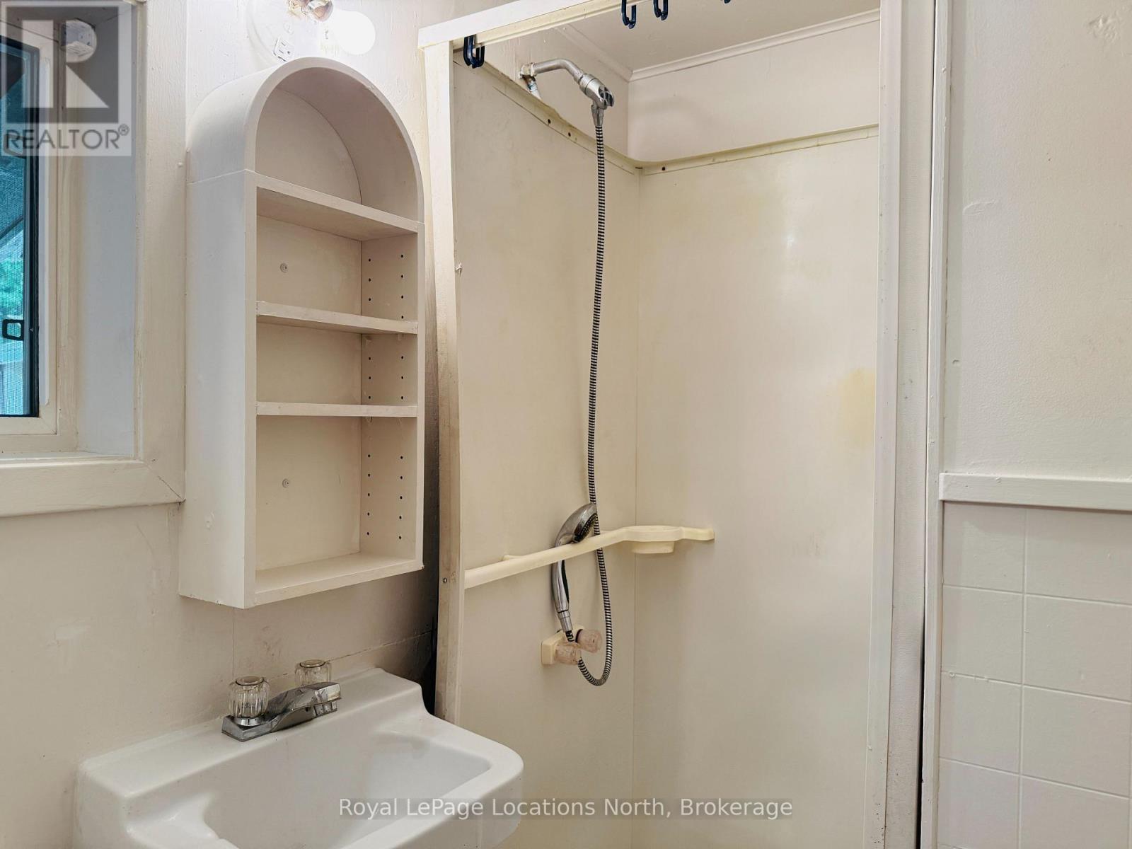 177 Collingwood Street, Clearview, Ontario  L0M 1G0 - Photo 15 - S12790144