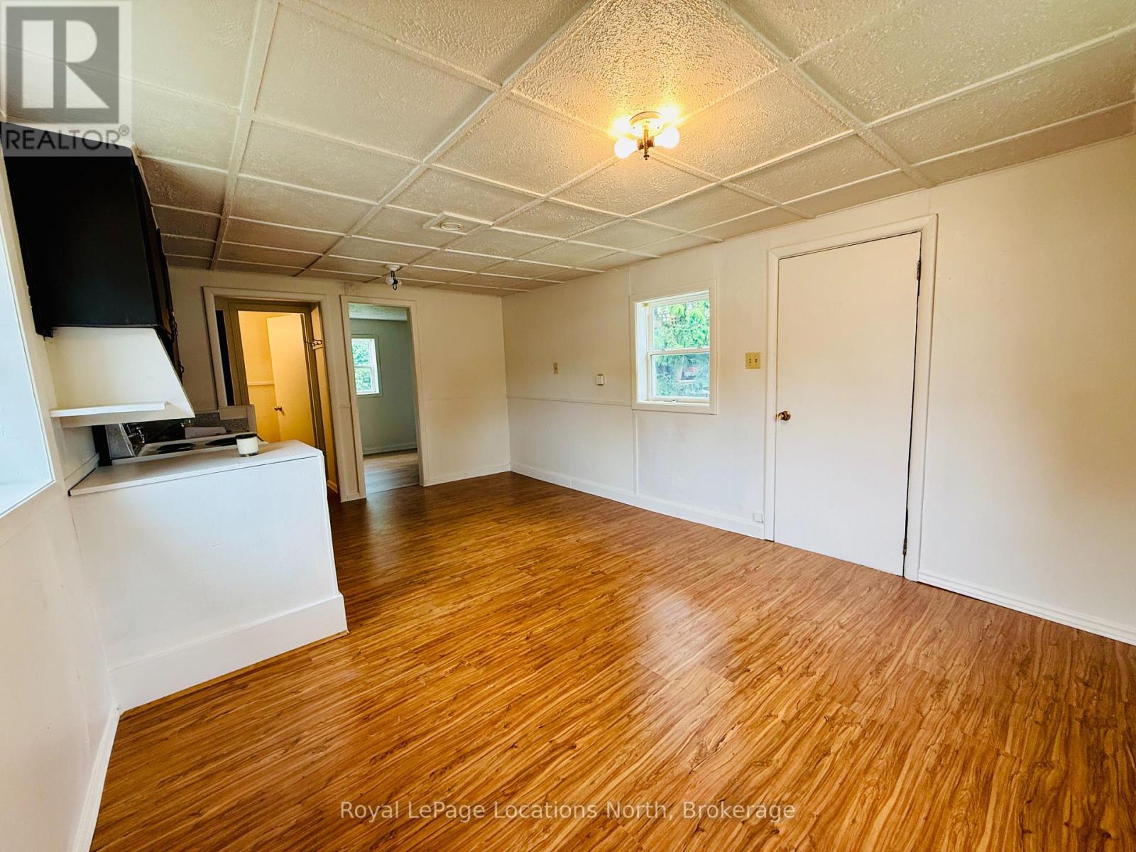 177 Collingwood Street, Clearview, Ontario  L0M 1G0 - Photo 9 - S12790144